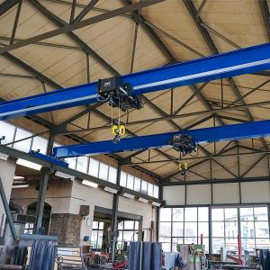 �ۿ������S�ͼ��b����\�����O��  lifting equipents for port,shipyard,container ha ...